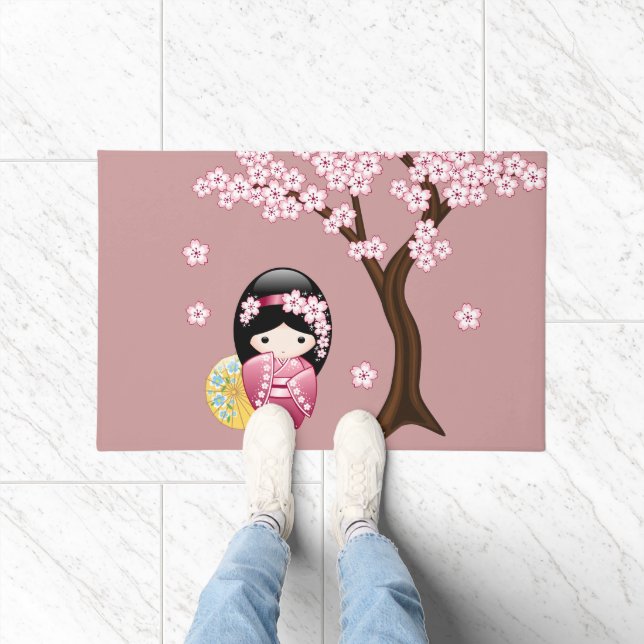 Paillasson Poupée Kokeshi Printemps - Cute Geisha Japonais en (Intérieur)