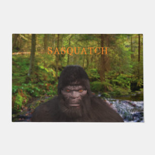 PAILLASSON SASQUATCH DE BIGFOOT DANS LES BOIS