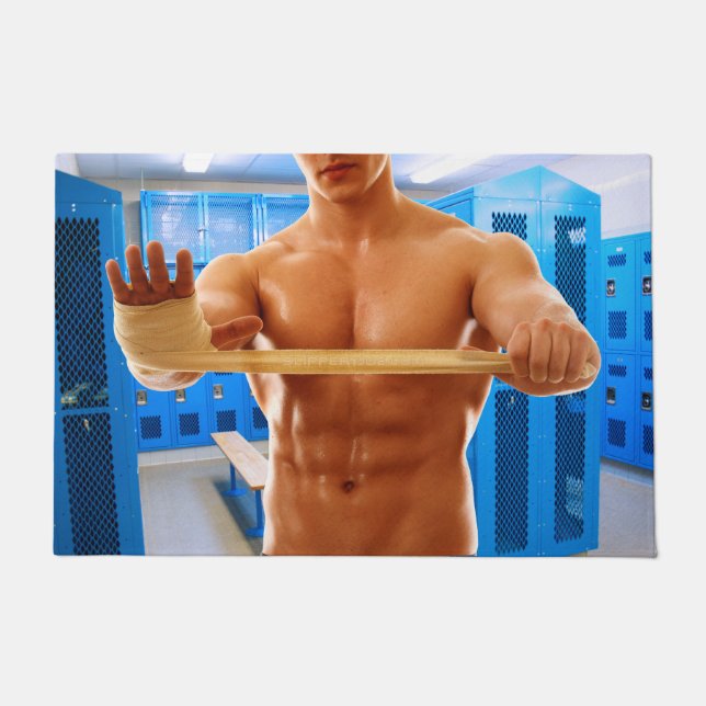 Paillasson SlipperyJoe homme musclé abs vestiaire pièce carre (Devant)