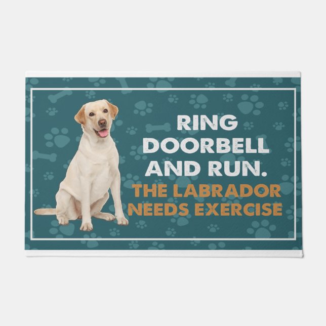 Paillasson Sonnerie De Porte Et Exécuter L'Exercice Labrador  (Devant)