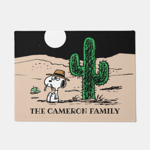 Paillasson Spike dans un désert illuminé par la Lune