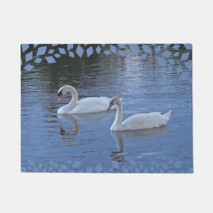 Paillasson Swons sur le matelas d'eau bleu