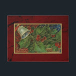 Paillasson Vintage Christmas Holly et Silver Bells<br><div class="desc">Illustration de fête de l'époque victorienne restaurée avec des cloches blanches et feuillues dorées et des cloches argentées avec un joyeux accueil de Noël sur un arrière - plan rouge complémentaire.</div>