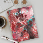 Paint à fluide Rouge Turquoise à huile à étincelle<br><div class="desc">Voici un design de planificateur customisé extraordinaire qui combine un mélange fascinant de traits de peinture fluides, des accents vibrants de papier rouge et d'huile d'aquamarine, et un effet lumineux cramoisi captivant. Cette remarquable fusion crée une magnifique oeuvre d'art, destinée à donner une impression durable. Mais voici la partie la...</div>