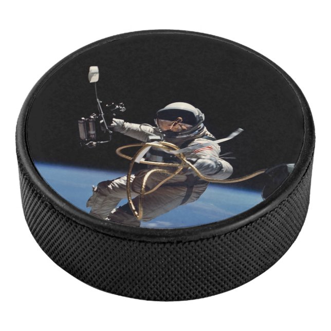 Palet De Hockey Marche spatiale des astronautes (3/4/2016 12:00:00 AM)