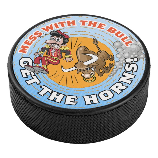 Palet De Hockey Mess avec le Bull... (3/4/2016 12:00:00 AM)