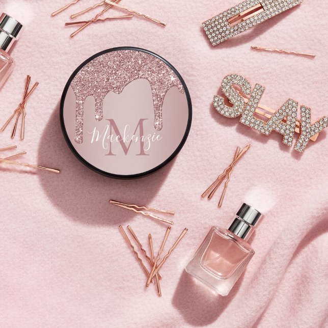 Palet De Hockey Monogramme de Parties scintillant de goutte d'or p (Girly Rose Gold Glam Dripping Glitter Monogram Hockey Puck)