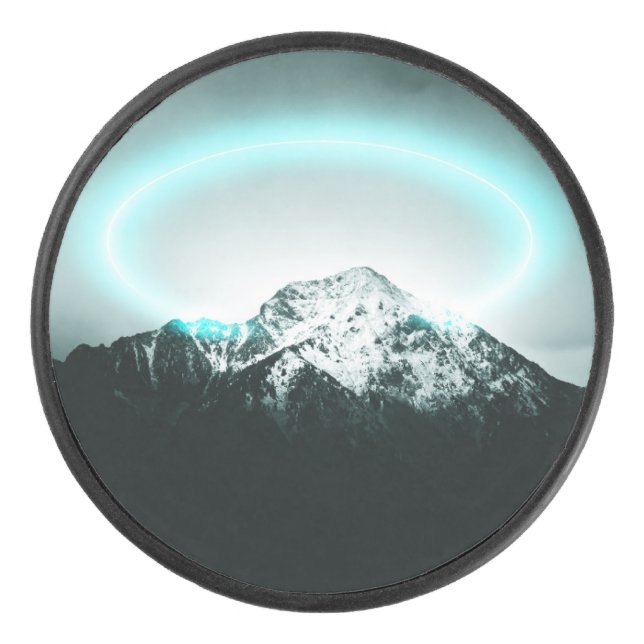 Palet De Hockey Snowy mountain mysterious blue neon light (Devant)