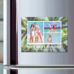 Palmiers Tropical Photo Carte magnétique de Noël<br><div class="desc">Partagez vos vacances préférées sur la plage ou des photos du temps chaud avec ces cartes de Noël magnétiques amusantes avec des palmiers tropicaux avec votre message en lettrage blanc chic. PLUS de designs et de couleurs dans notre collection.</div>