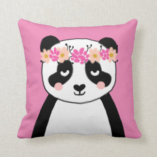 Panda mignon avec le décor de coussin de pièce de