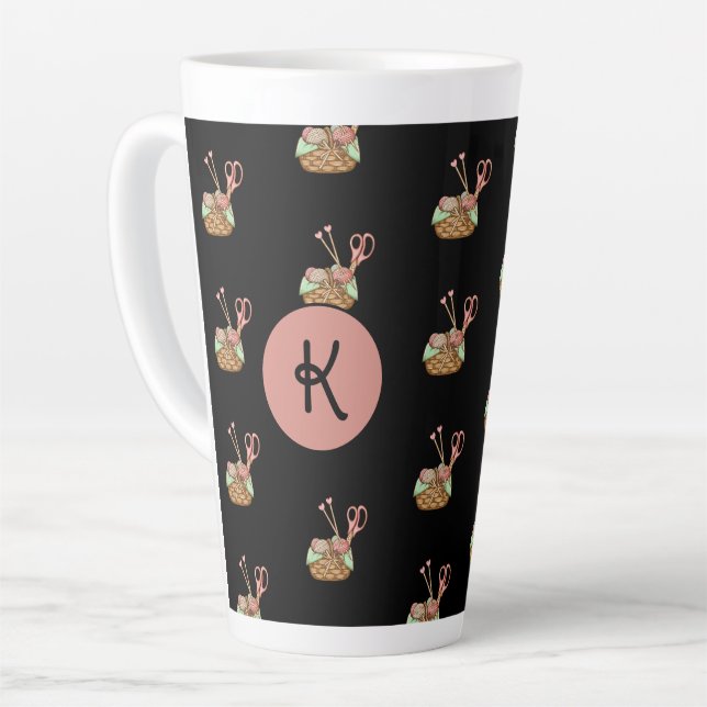 Panier de tricot Motif Monogramme Latte Mug (Angle gauche)