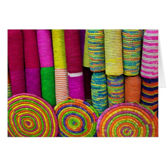 Paniers Colorés Au Marché (Devant horizontal)