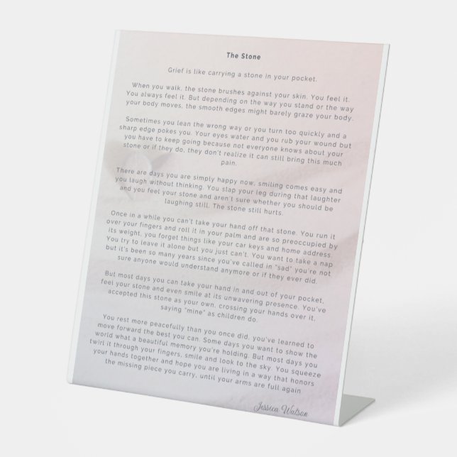 Panneau du piédestal en pierre (Recto)