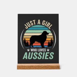 Panneau En Acrylique Amoureux du chien berger australien Rétro Coucher