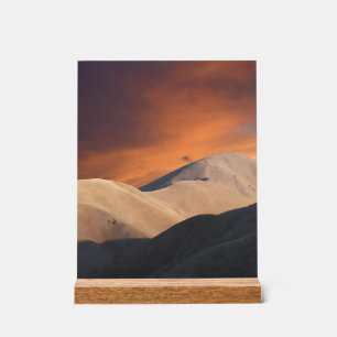 Panneau En Acrylique Collines dorées sereines sous les nuages crépuscul