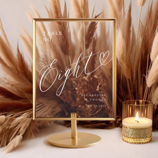 Panneau En Acrylique Élégant Mariage de coeur de script Numéro de table (Elegant Script Heart Wedding Table Number Eight Acrylic Sign)