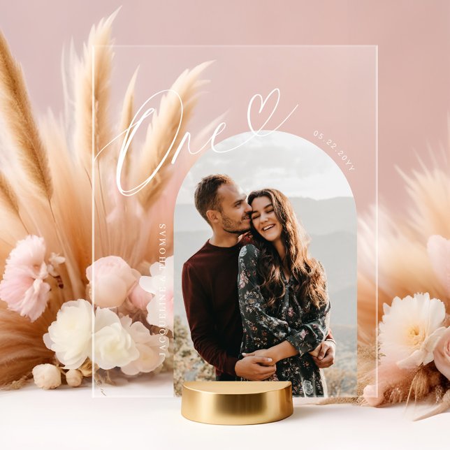Panneau En Acrylique Mariage de photos du coeur de script Numéro 1 (Script Heart Photo Wedding Table Number One Acrylic Sign)