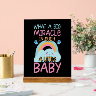 Panneau En Acrylique Mignonne miracle bébé mot art pépinière