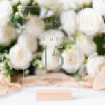 Panneau En Acrylique Monographie verte moderne Numéro de tableau du Mar<br><div class="desc">Ajoutez une touche de sophistication moderne à votre décor mariage avec le moderne Sage Green Monogramme Mariage Numéro de table Acrylique Signe. Doté d'une typographie épurée et d'un monogramme minimaliste, ce panneau ajoute de l'élégance tout en guidant les invités sur leurs tables avec facilité. Le design acrylique transparent vient compléter...</div>