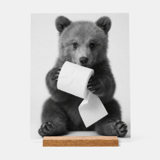 Panneau En Acrylique Ours mignon tenant du papier toilette, humour mini