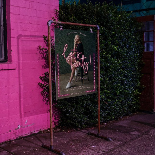 Panneau En Acrylique Script de lumière moderne rose Neon Wavy Photo de  (Modern Glow Script Pink Neon Wavy Graduate Photo Acrylic Sign)