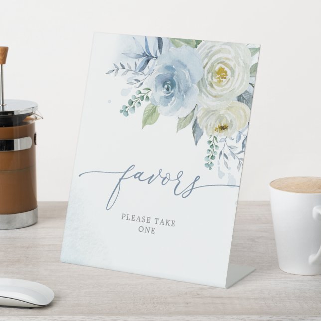Panneau Fleurs de Rose Bleu Poussiéreux pour Cadea (In SItu)
