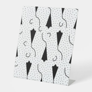 Panneau horizontal du piédestal gris caille