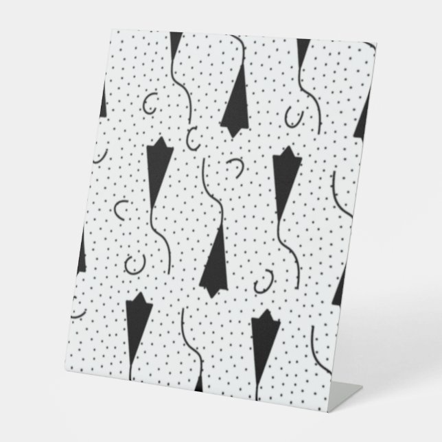 Panneau horizontal du piédestal gris caille (Recto)