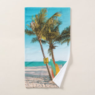 Panneaux de surf sur la plage lancer oreiller
