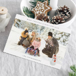 Panoramic Chic H Photo - Snowman<br><div class="desc">Envoyez vos souhaits de Noël ou de Noël avec des tonnes de joie de vacances et dans le style avec votre Panoramic Chic H Photo - Snowman Holiday ou la carte de Noël. Option Horizontal / paysage.</div>