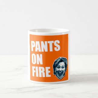 Pantalon de Hillary Clinton sur la tasse de café