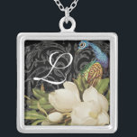Paon vintage et collier de monogramme de magnolias<br><div class="desc">Ces paon, damassé, magnolias et conception vintages élégants de remous est décrit sur un éventail de produits de mariage comprenant des invitations. Ce collier de souvenir d'argent sterling est parfait pour votre fille, soeur, tante, mère ou grand-mère - il a un appel élégant qui croise les âges. En outre excellent...</div>
