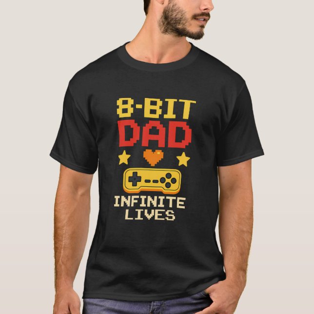 Papa 8 bits avec T-shirt Infinite Lives (Devant)