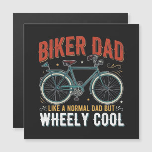 Papa motard comme un papa normal mais roues cool