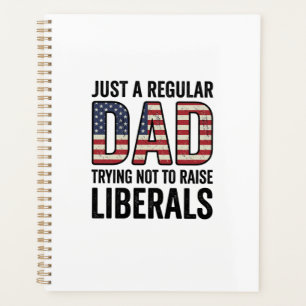 Papa ordinaire essayant de ne pas élever des libér