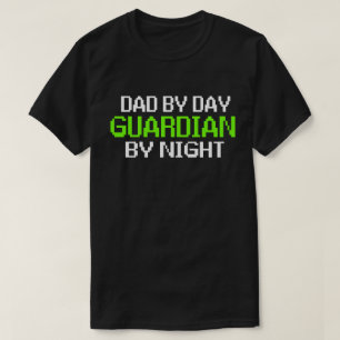 Papa par le gardien de jour par le T-shirt de jeu