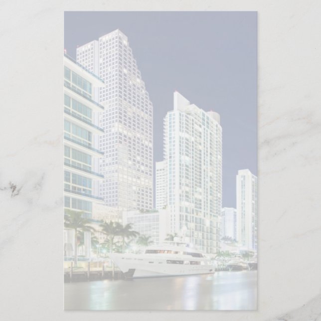 Papeterie Bâtiment le long de la promenade de Miami River (Devant)