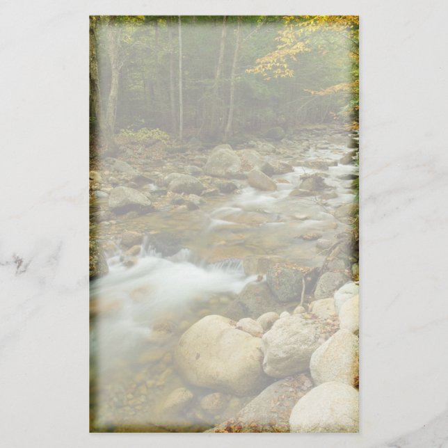 Papeterie Cascade stationnaire (Devant)