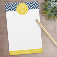 Chevrons bleu marine avec Monogramme jaune personn