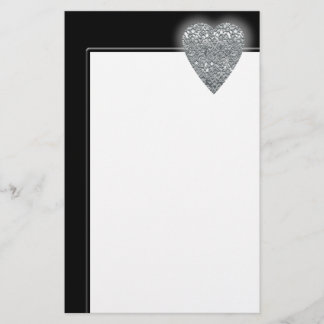 Papeterie Cœur. Imprimé gris clair et Motif gris moyen.