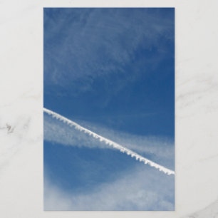 Papeterie dentelle blanche dans le ciel