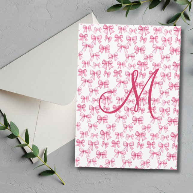 Papeterie esthétique Coquette Monogramme Rose (Pink bow monogram initial preppy thank you card for her. Bridal shower, or personal)