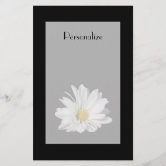 Papeterie Fleur élégante de marguerite blanche avec le nom