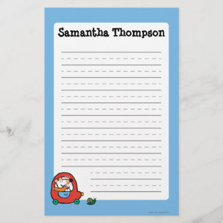 Papeterie Maisy conduit une voiture rouge mignonne