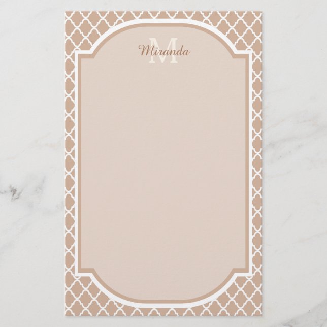 Papeterie Monoggramme de Quatrefoil Preppy Tan avec nom (Devant)