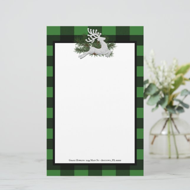 Papeterie Reindeer Buffalo Plaid Stationery personnalisée (Debout devant)
