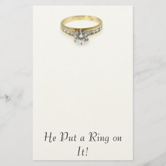 Papeterie Sauvez la date/ Il met une bague sur elle!