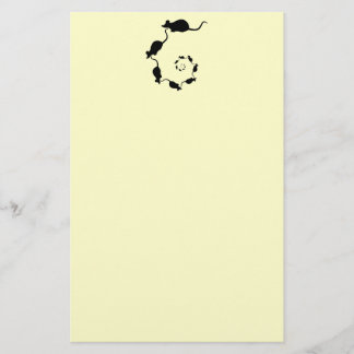Papeterie Spirale mignonne de souris. Souris noires sur la