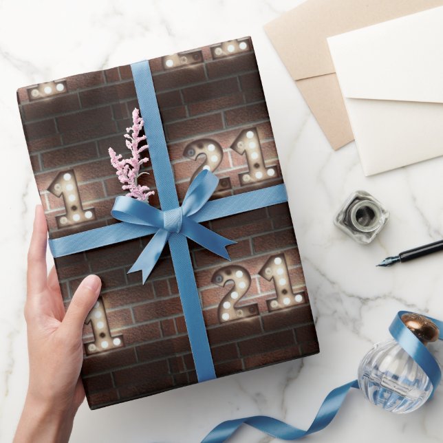 Papier Cadeau 21e anniversaire marquee lumières sur brique (Cadeaux)