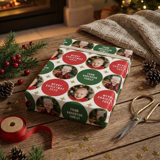 Papier Cadeau 2 Photos Étoiles Rouge Et Vert Noël Moderne (Créateur téléchargé)